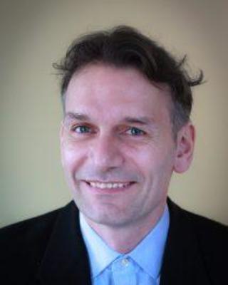 Günther Fink headshote